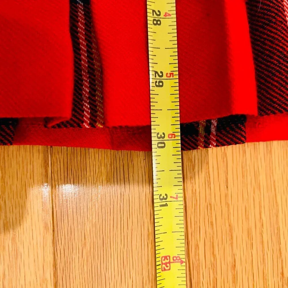 Dean's Of Scottland Wool Skirt Sz 4True Vintage, Pure Wool Skirt, Red, Plaid. - Picture 7 of 11